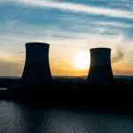 Irã e Rússia firmam acordo de US$ 25 bilhões para usinas nucleares