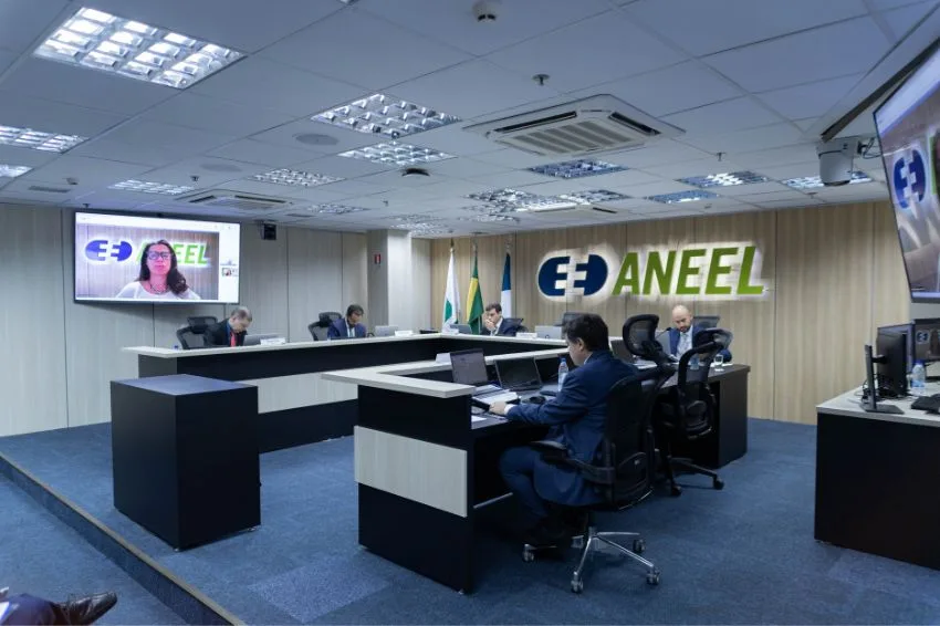 Canal Solar - ANEEL aprova novos reajustes tarifários e mais de 1 milhão de unidades consumidoras serão impactadas 