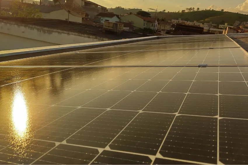Canal Solar - Consumidores passarão a arcar com 60% do Fio B a partir de 2026