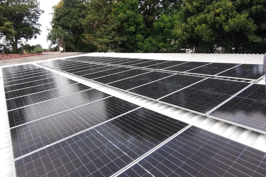 Canal Solar - Enel e EDP lançam projetos de energia solar para escolas e organizações sociais
