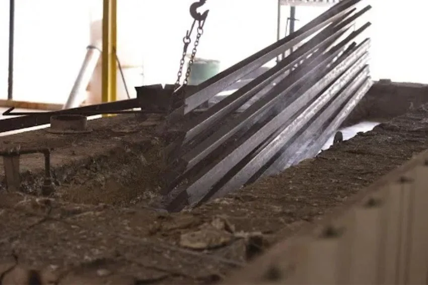 Galvanização a fogo: parâmetros técnicos, normas aplicáveis e implicações