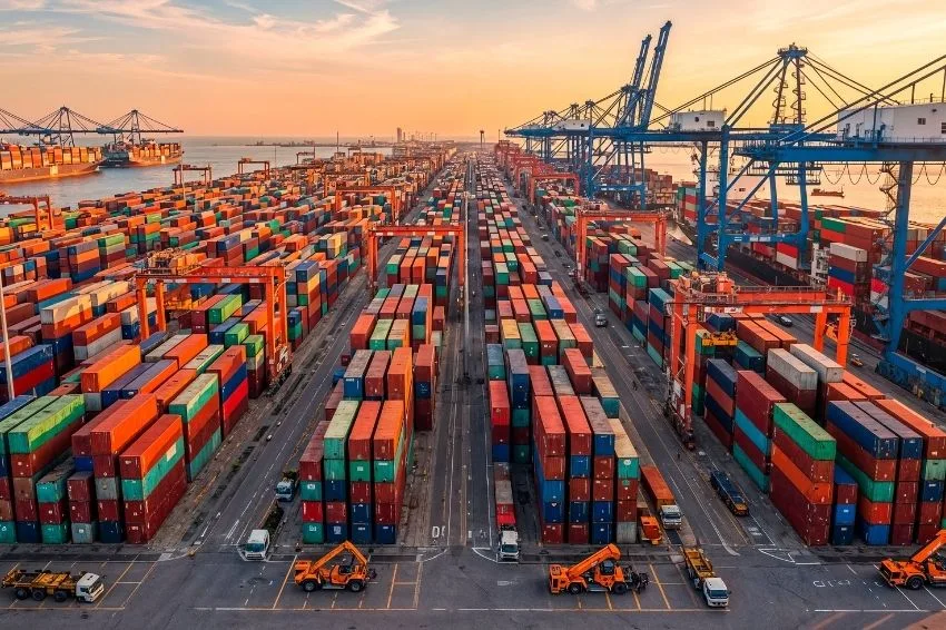 Módulos fotovoltaicos foram o 4º produto mais importado da China pelo Brasil em 2025