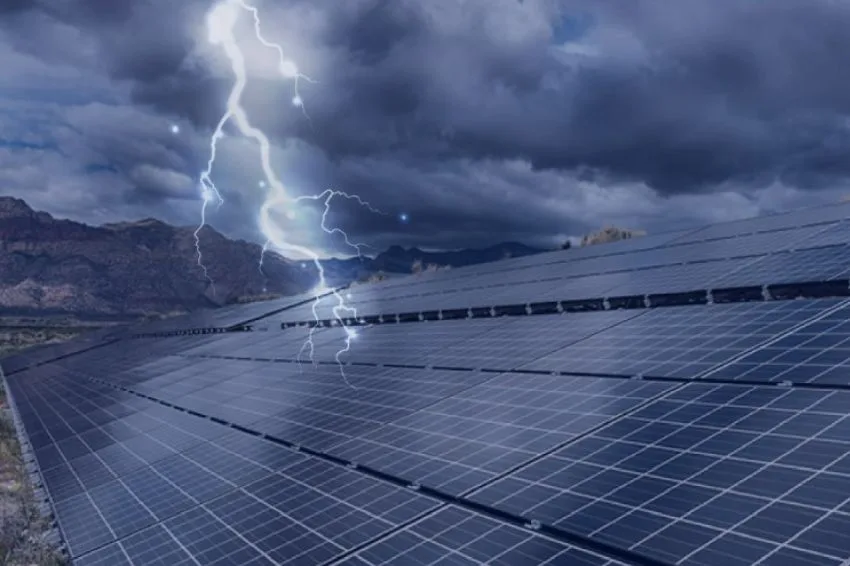 Raios aumentam necessidade de proteção em usinas solares