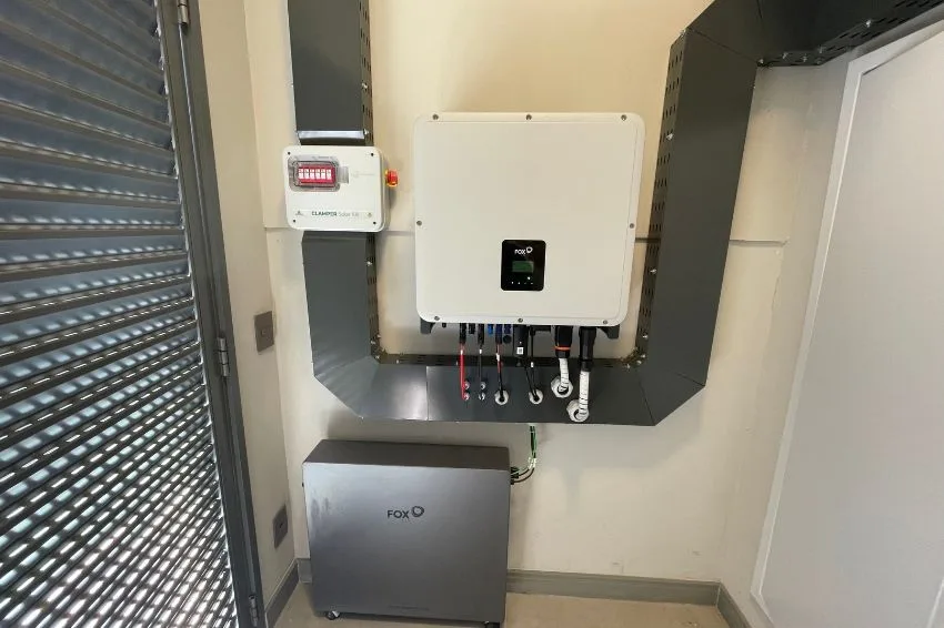 ABNT iniciará revisão de norma para baterias em sistemas fotovoltaicos conectados à rede