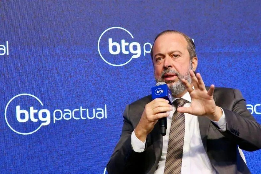 Canal Solar - Preços-teto do LRCAP são definidos, mercado reage e governo promete correção