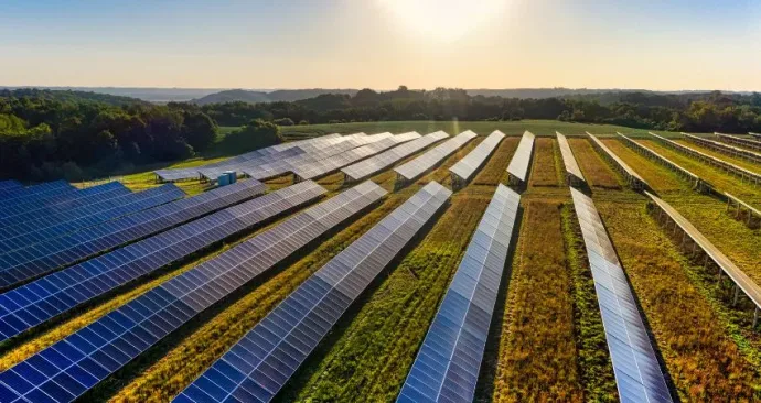 Fonte solar atinge 62 GW em meio a riscos trazidos pela MP 1.304