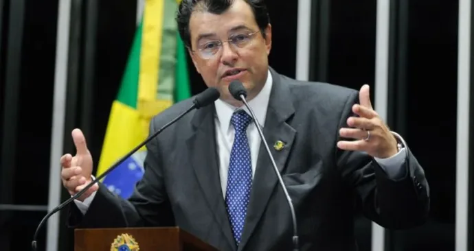 Canal Solar – Senador Braga disponibiliza relatório da MP 1.304; setor solar avalia documento Canal Solar - Senador Braga disponibiliza relatório da MP 1.304; setor solar avalia documento