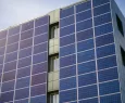 Mercado de energia solar integrada em edifícios deve ultrapassar US$ 40 bilhões até 2029